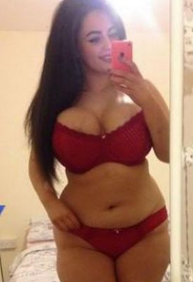 толстая шлюха Каролина, секс-досуг от 3000 руб. в час